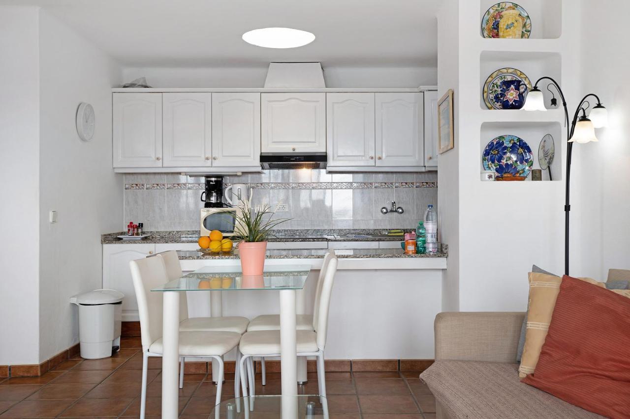 Puerto Chico 8 Apartment ปลายาบลังกา ภายนอก รูปภาพ